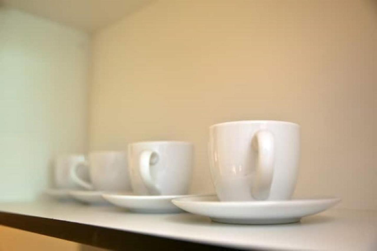 Maritime Luxury Suites George Town Buitenkant foto
