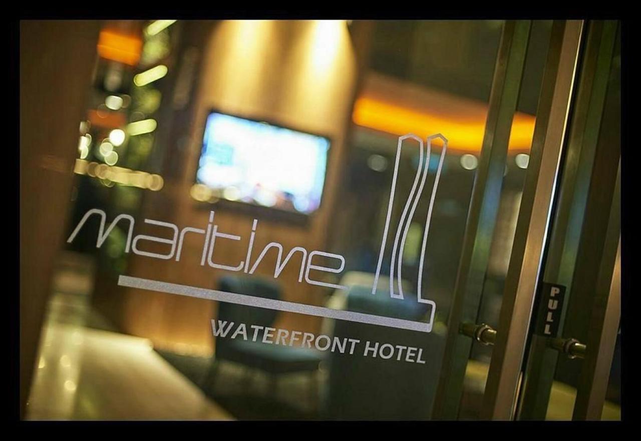 Maritime Luxury Suites George Town Buitenkant foto